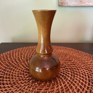 Vtg Handcrafted Oregon Myrtlewood Chalet Hand Turned Wood 5.5" Bud Vase